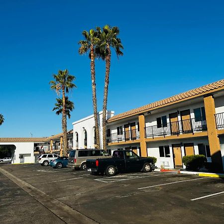 Casa Blanca Express & Suites Cypress Buena Park - Anaheim Area Eksteriør billede