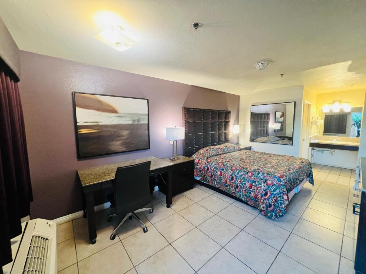 Casa Blanca Express & Suites Cypress Buena Park - Anaheim Area Eksteriør billede