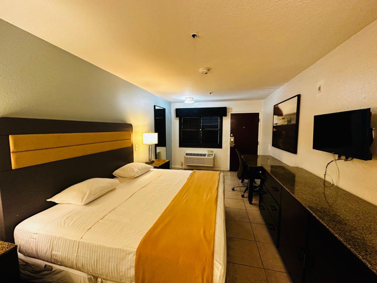 Casa Blanca Express & Suites Cypress Buena Park - Anaheim Area Eksteriør billede